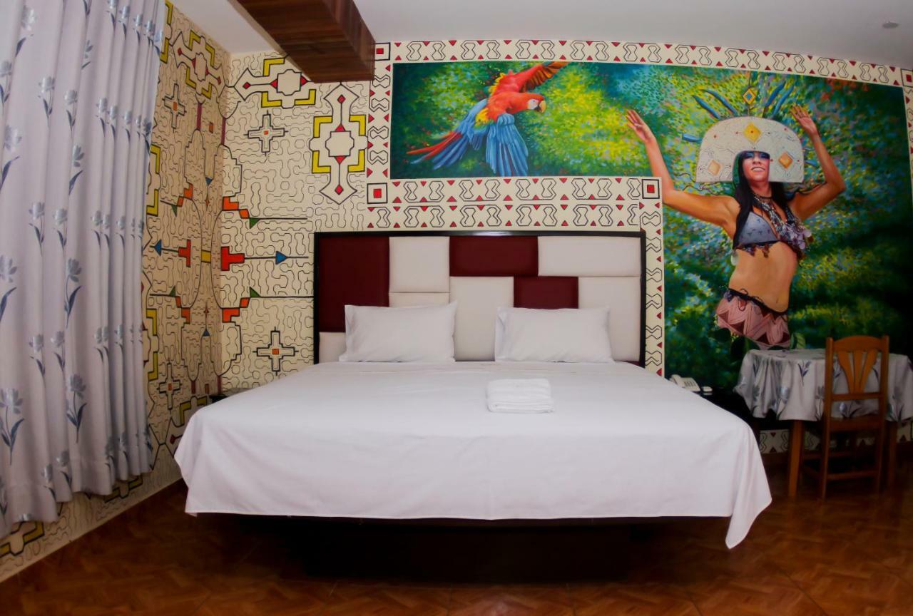 Gran Hotel Gusbet Пукальпа Экстерьер фото